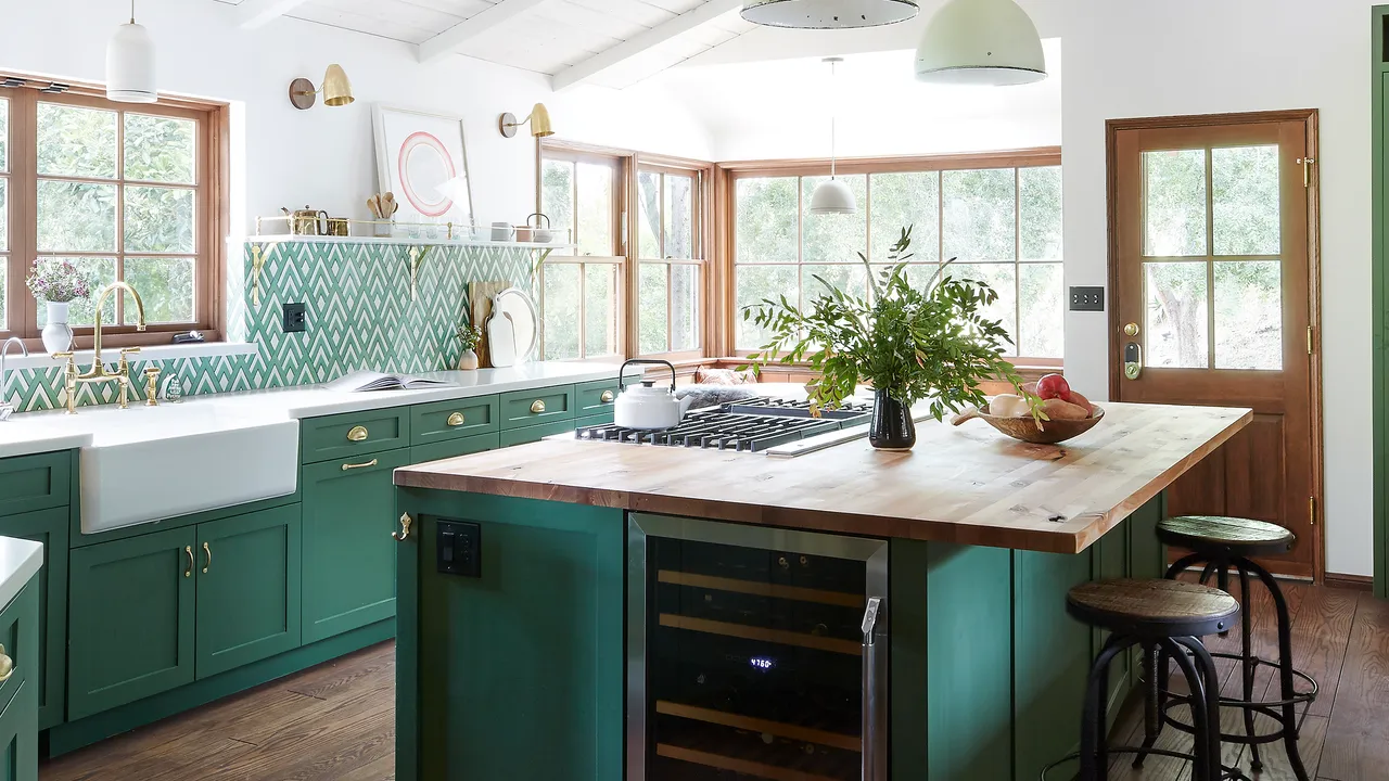 کابینت آشپزخانه سبز رنگ
