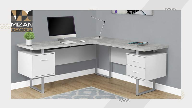 یک میز کامپیوتر سفید و طوسی لپ تاپ روی آن